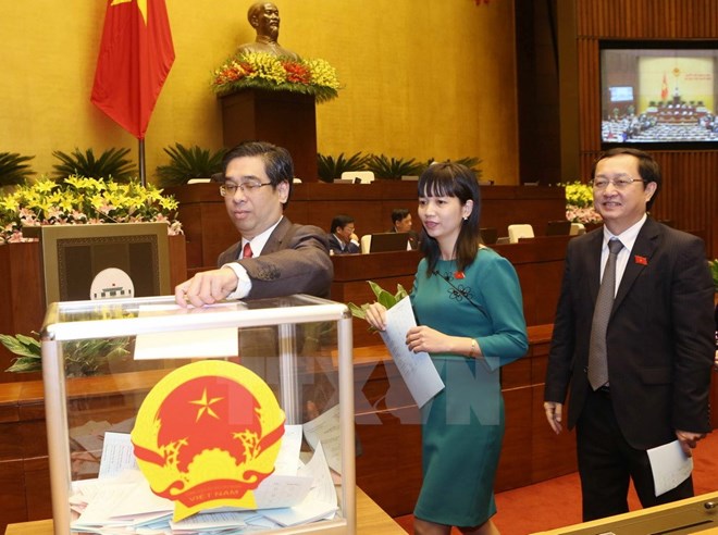Phê chuẩn đề nghị bổ nhiệm 3 Phó Thủ tướng và các bộ trưởng