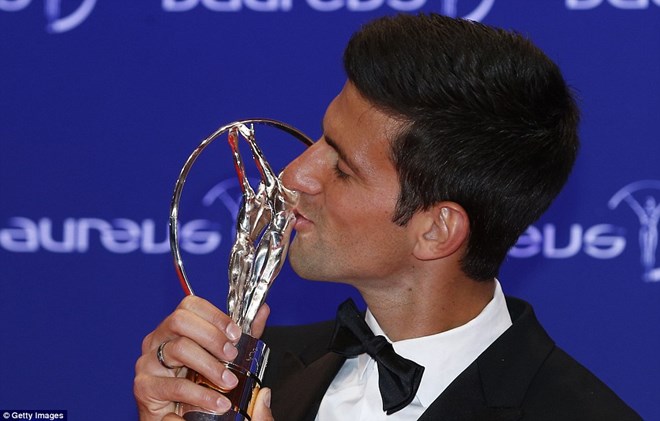 Vượt mặt Messi, Novak Djokovic lần thứ 3 giành "Oscar thể thao"
