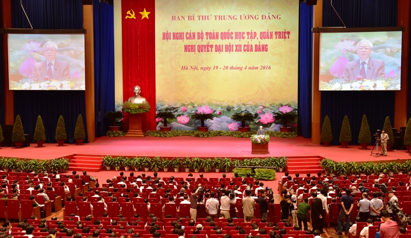 Ngày làm việc thứ 2 Hội nghị toàn quốc quán triệt Nghị quyết Đại hội XII