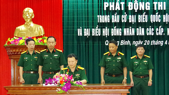 Lực lượng vũ trang tỉnh tăng cường công tác bảo vệ  bảo đảm cho cuộc bầu cử thắng lợi