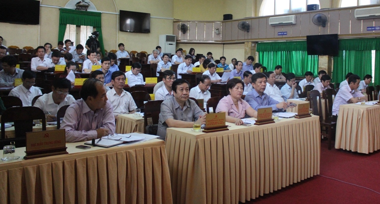 Thông báo Kết luận hội nghị Tỉnh ủy về tình hình nổi lên liên quan đến cá biển chết hàng loạt