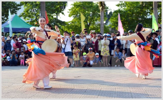 Hơn 2.200 nghệ sỹ trong và ngoài nước trình diễn tại Festival Huế 2016