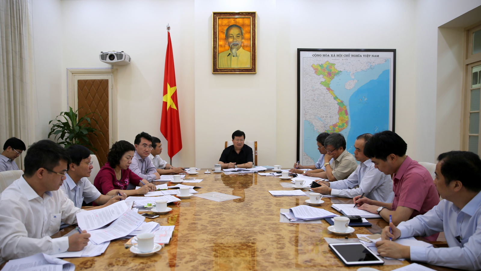Sớm hoàn thiện cơ chế khuyến khích phát triển điện mặt trời