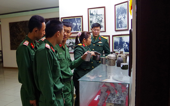 Chú trọng lãnh đạo nâng cao chất lượng đội ngũ cán bộ