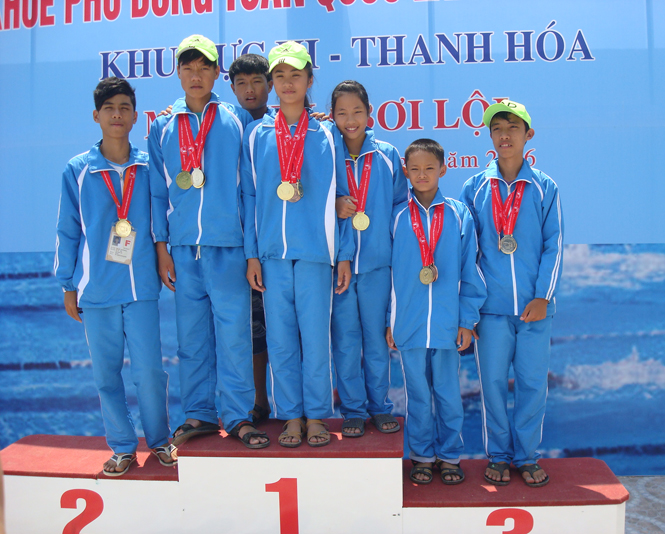 Học sinh Quảng Bình giành 6 huy chương vàng môn bơi lội tại Hội khoẻ Phù Đổng toàn quốc 2016 khu vực III