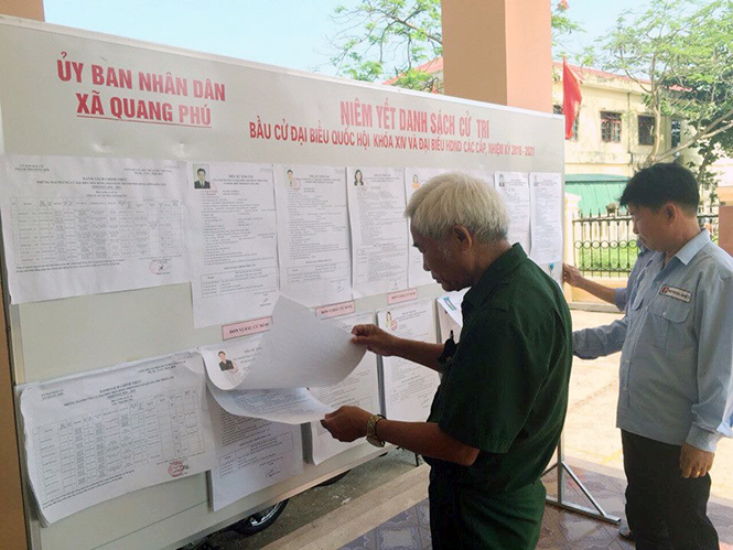 Ngư dân vùng biển hướng về ngày bầu cử