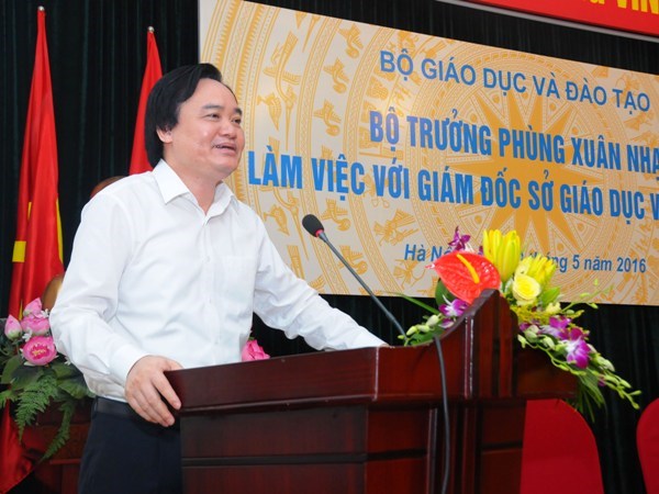 Bộ trưởng Bộ Giáo dục: "Phải làm xã hội yên tâm về ngành"