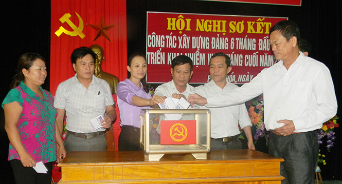 Tuyên Hóa chú trọng việc xây dựng chuẩn mực đạo đức nghề nghiệp