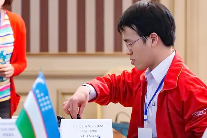 Quang Liêm tiến gần chức vô địch châu Á