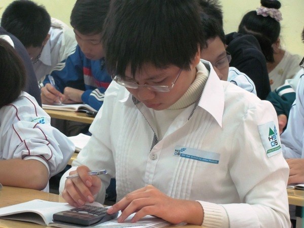 Các loại máy tính cầm tay được mang vào phòng thi THPT quốc gia 2016