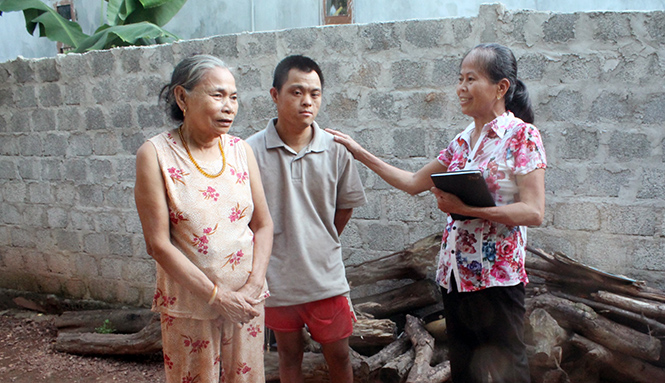 Sống là biết cho đi