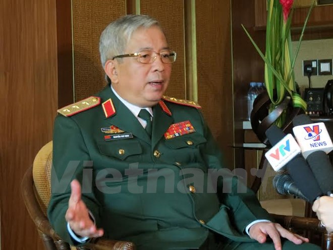 Hợp tác và đấu tranh để giải quyết bất đồng, ngăn ngừa xung đột