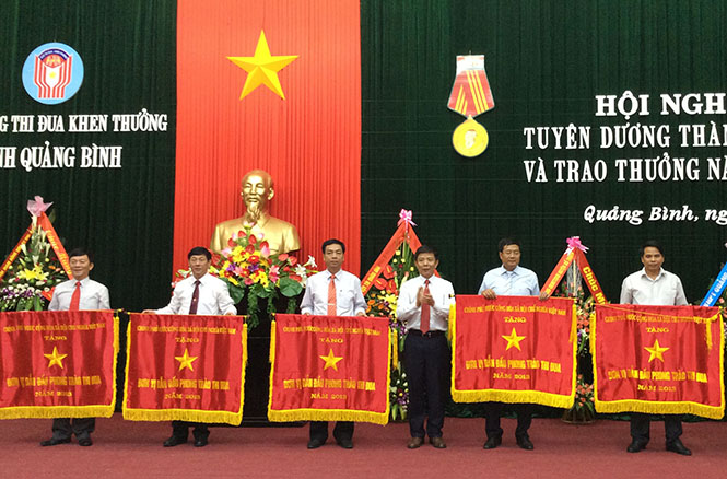 "Thi đua yêu nước vừa là động lực, vừa là mục tiêu phát triển của tỉnh nhà"