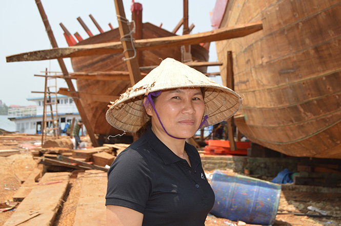 Người đàn bà đóng tàu biển