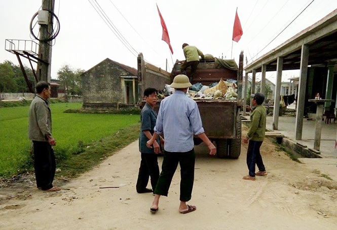 Ghi từ mô hình CLB "Liên thế hệ tự giúp nhau" tại Quảng Lộc