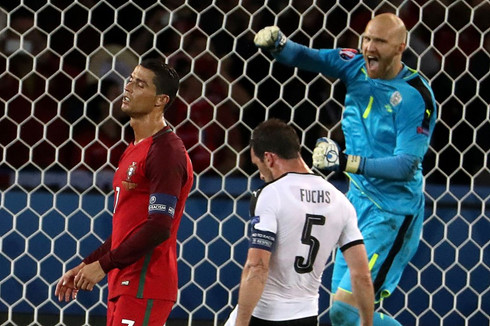 Bồ Đào Nha – Hungary: Hết thời gian rồi, Ronaldo!