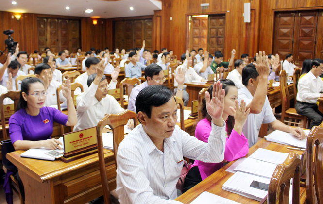 Kỳ họp thứ 2, HĐND tỉnh khóa XVII thành công tốt đẹp