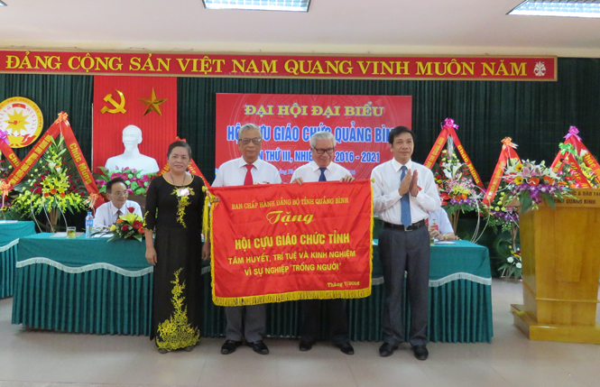 Đại hội đại biểu Hội Cựu giáo chức Quảng Bình lần thứ III, nhiệm kỳ 2016-2021