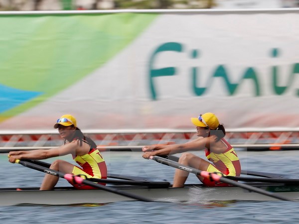 Chèo thuyền nữ Việt Nam được vào vòng bán kết Olympic