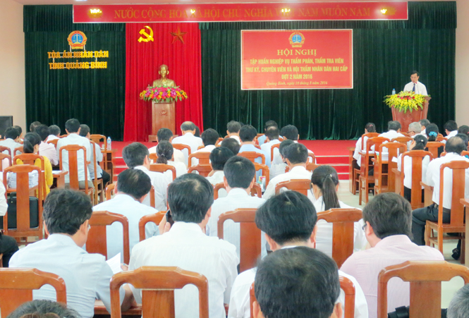 Tòa án nhân dân tỉnh: Tập huấn nghiệp vụ xét xử và các bộ luật, luật mới của năm 2015
