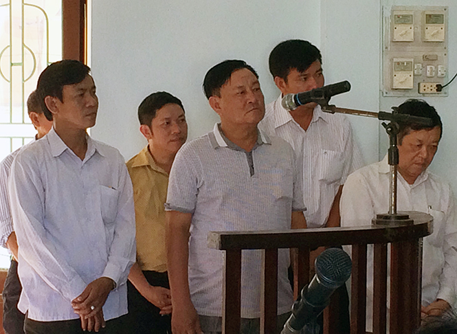 "Lá chắn" nào trước những biểu hiện tiêu cực, sai phạm?