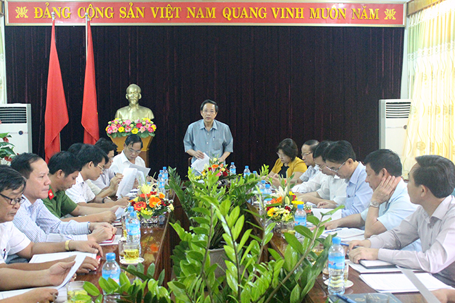 Đồng chí Bí thư Tỉnh ủy kiểm tra tình hình thực hiện Đề án nâng cấp thị trấn Kiến Giang lên đô thị loại IV