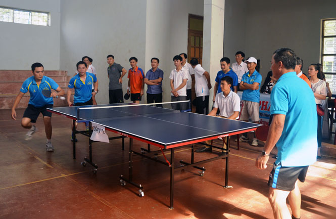 Khai mạc giải bóng bàn và cầu lông khối thi đua các ban Đảng tỉnh