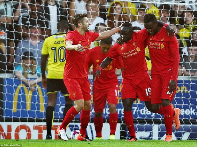Liverpool thắng đậm, Chelsea nhọc nhằn đánh bại đội hạng 2