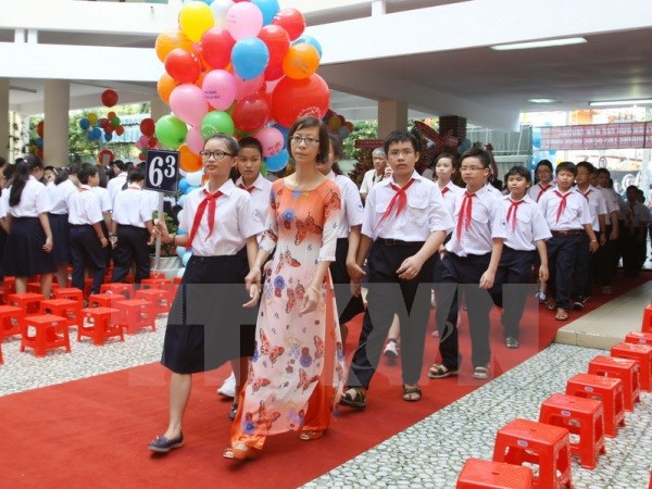 Cả nước thống nhất tổ chức lễ khai giảng vào 7 giờ 30 ngày 5-9