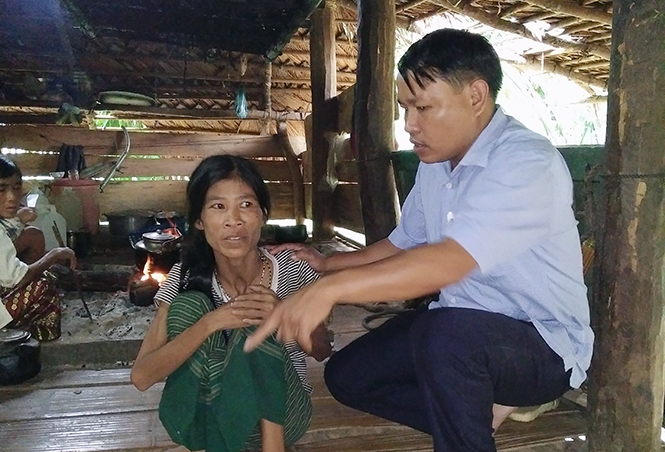 Người bí thư tận tâm với đồng bào dân tộc thiểu số