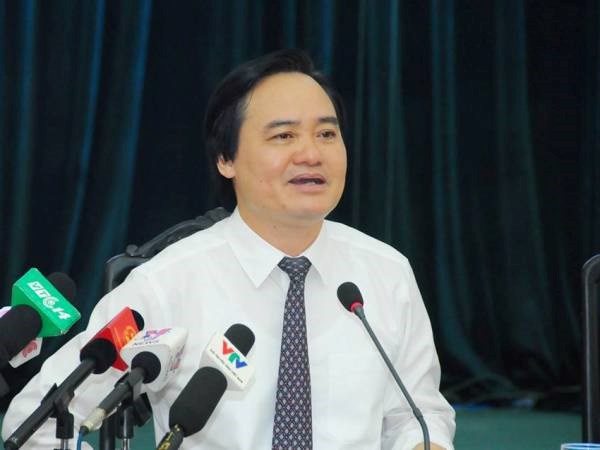 Bộ Giáo dục "đăng đàn" giải đáp các vấn đề nóng đầu năm học mới