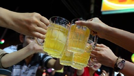 Rượu bia tăng mạnh làm tăng ung thư ở VN?