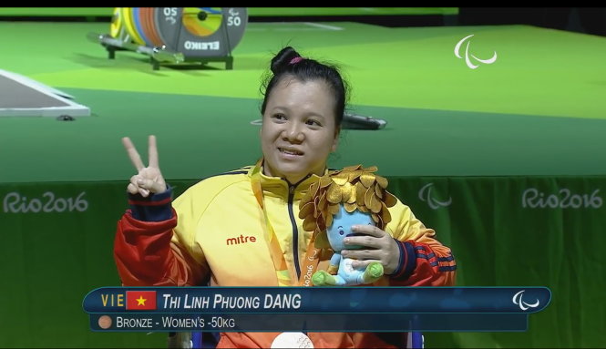 Đô cử Đặng Thị Linh Phượng đoạt HCĐ Paralympic 2016