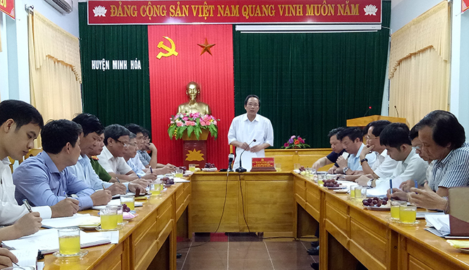 Đồng chí Bí thư Tỉnh ủy làm việc với Ban Thường vụ Huyện ủy Minh Hóa