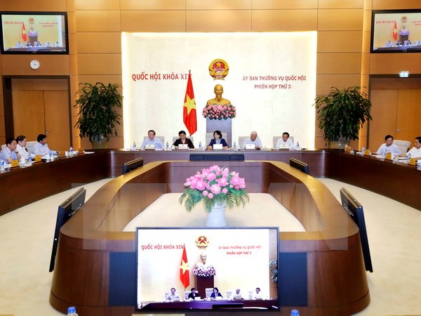 Ủy ban Thường vụ Quốc hội cho ý kiến dự thảo Nghị quyết về ngân sách Nhà nước