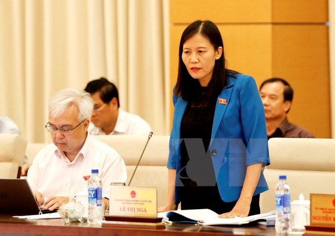 Vấn đề xe công làm "nóng" phiên họp Ủy ban Thường vụ Quốc hội