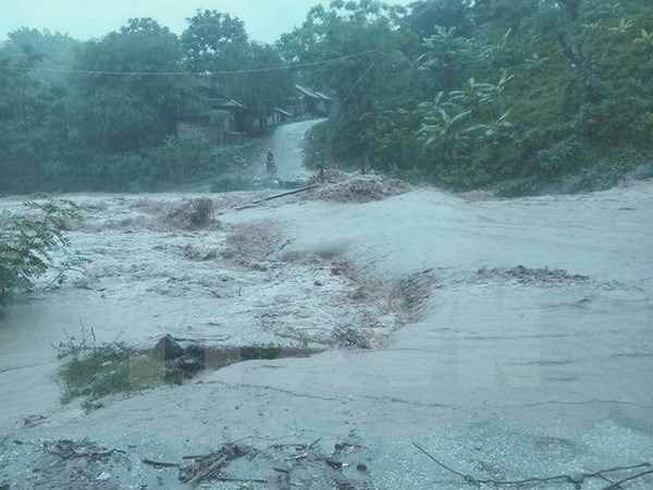 Các tỉnh Trung Trung Bộ mưa to, nguy cơ lũ quét ở vùng núi
