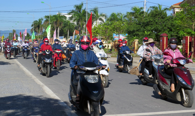 Ra quân hưởng ứng Chiến dịch làm cho thế giới sạch hơn năm 2016
