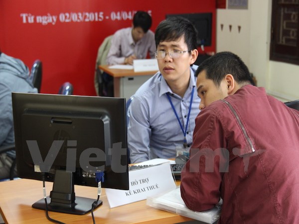 Tổng thu khu vực doanh nghiệp Nhà nước chỉ đạt 54,7% dự toán