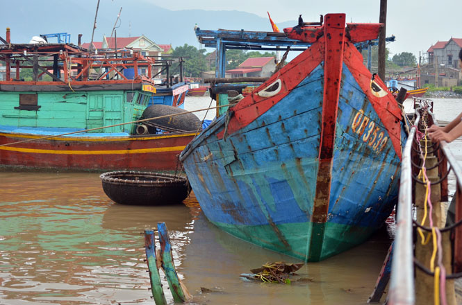Nhiều ngư dân Cảnh Dương "trắng tay" sau lũ lụt