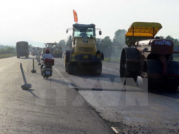 Các bộ nhận lỗi chậm đề xuất phân bổ vốn cho cải tạo Quốc lộ 1A