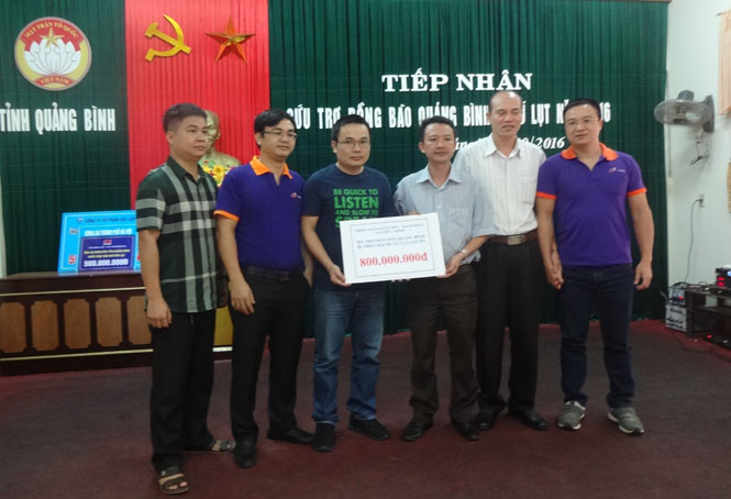 84 đơn vị, tổ chức, cá nhân hỗ trợ và đăng ký hỗ trợ tỉnh ta khắc phục hậu quả lũ lụt với số tiền trên 34,845 tỷ đồng