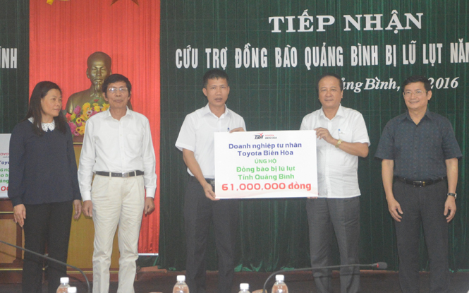 Ban Cứu trợ tỉnh tiếp nhận hỗ trợ khắc phục hậu quả lũ lụt