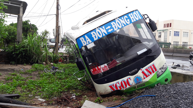 Tháng 10, tai nạn giao thông làm chết 6 người