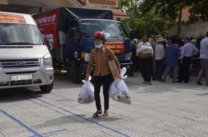 Quảng Bình nhận số tiền, hàng cứu trợ với tổng trị giá 74,3 tỷ đồng