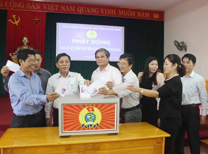 Phát động quyên góp ủng hộ học sinh vùng biển khó khăn