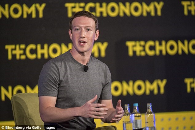 Zuckerberg lên tiếng trước cáo buộc Facebook trợ giúp D.Trump