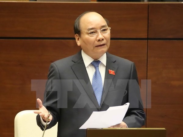 Lần đầu Thủ tướng Nguyễn Xuân Phúc trực tiếp trả lời chất vấn