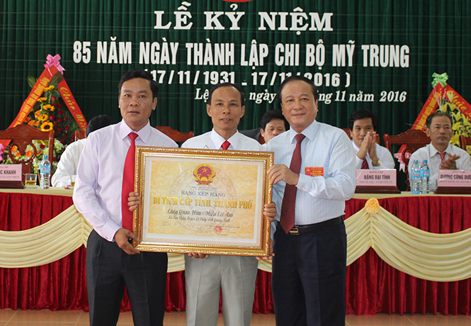 Tổ chức trọng thể lễ kỷ niệm 85 năm Ngày thành lập Chi bộ Mỹ Trung
