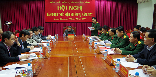 Xây dựng lực lượng vũ trang vững mạnh, thực hiện tốt nhiệm vụ năm 2017